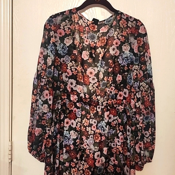 ❤️Express Cape❤️ - Picture 5 of 8